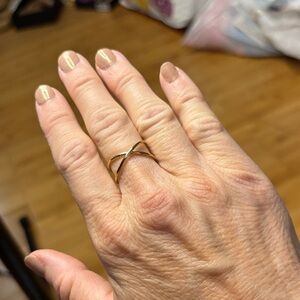 Gold Tone Crossover Ring